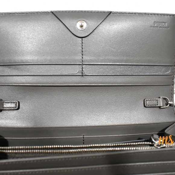 NIB Fendi Faces Leather Wallet on Chain Clutch - Picture 3 of 8